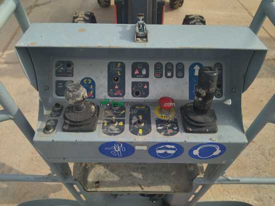 Brazo MANITOU MAN GO 12