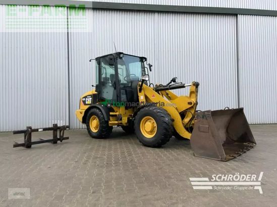 Minicargadora - Caterpillar - 907 h + schaufel + palettengabel