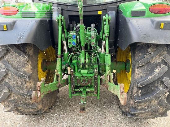 Tractor agrícola - John Deere - 6115r med frontlæsser