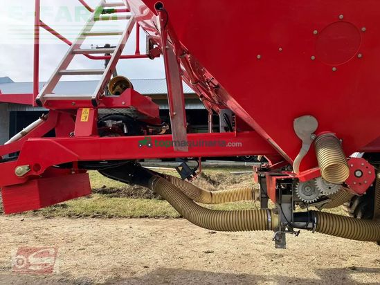 Sembradora monograno mecanica - Kverneland - düngertank saatguttank