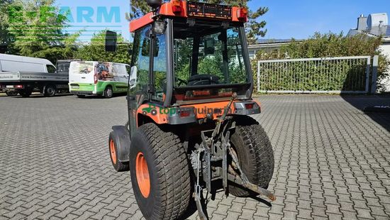 Tractor agrícola - Kubota - stv 32