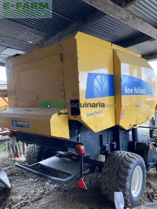 Empacadora gigant - New Holland - br 7060 ff bc ar