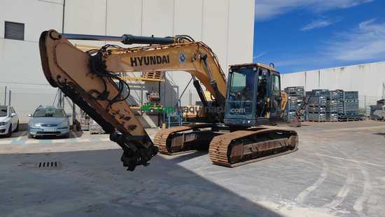 Excavadora HYUNDAI HX220L