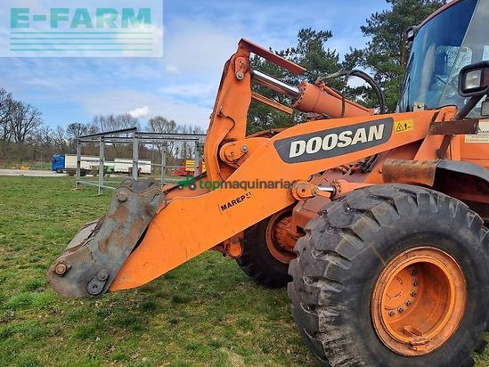 Minicargadora -  - doosan dl 300