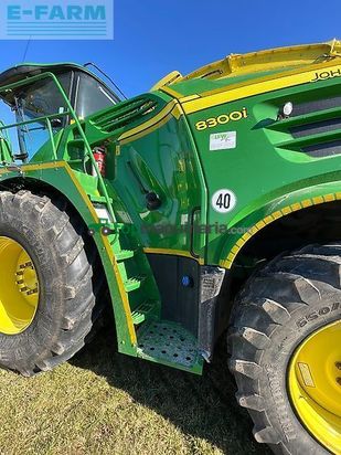 Cosechadora de Cereal - John Deere - 8300