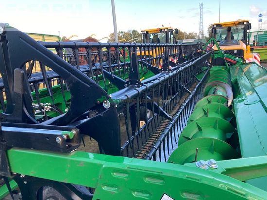 Cosechadora de Cereal - John Deere - t 670 allrad