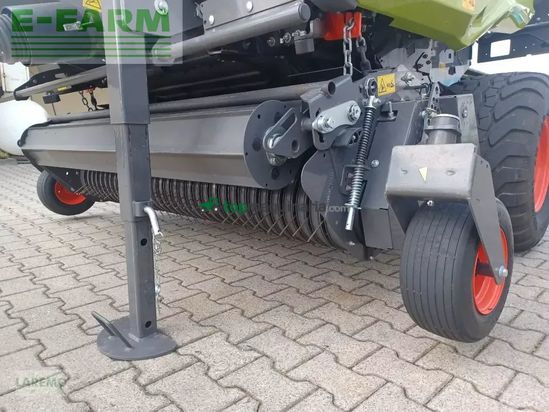 Empacadora gigant - Claas - variant 560 rc pro
