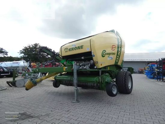 Empacadora gigant - Krone - comprima v 150 xc