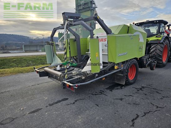 Empacadora gigant - Claas - rollant 355 rc uniwrap