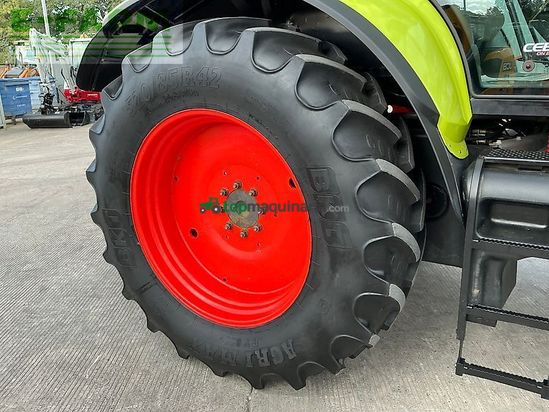 Tractor agrícola - Claas - axion 820 tractors (st27529)