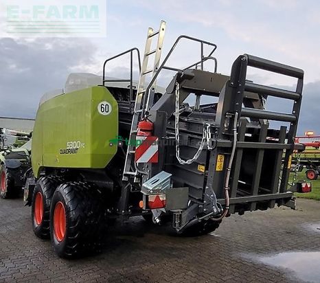Empacadora gigant - Claas - quadrant 5300 fc t+st