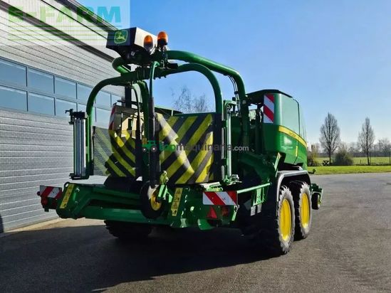 Empacadora gigant - John Deere - c441r