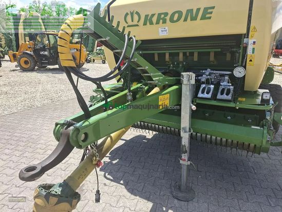 Empacadora gigant - Krone - comprima v 150 xc x-treme
