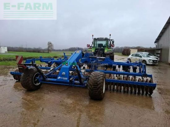 Cultivador - New Holland - stxv600t