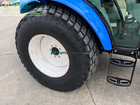 Tractor agrícola - New Holland - t4.75s tractor (st27393)