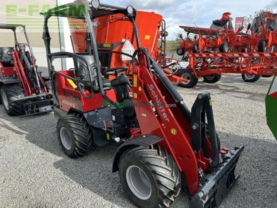 Minicargadora - Schaffer - 2024 s