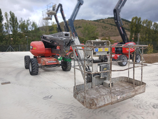 Brazo MANITOU 180ATJ