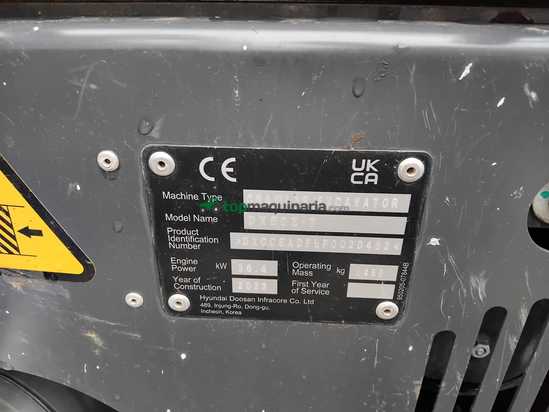 Miniexcavadora DEVELON DX50Z-7