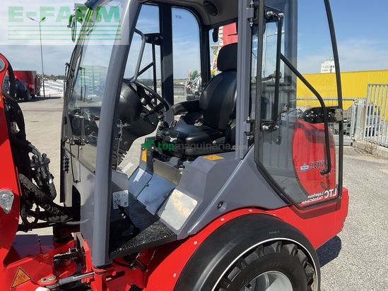 Minicargadora - Trejon - flexitrac 1244