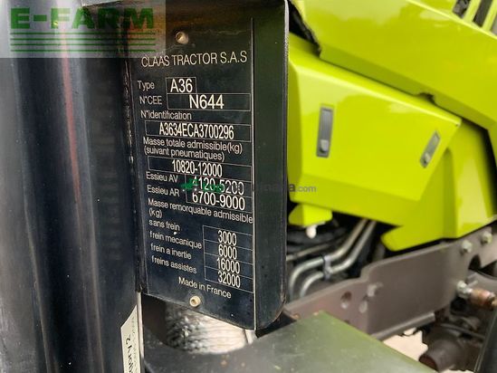 Tractor agrícola - Claas - 650 arion tractor (st24495)