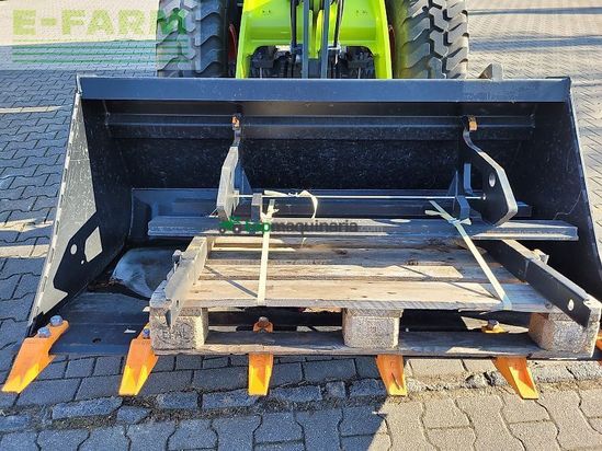 Minicargadora - Claas - torion 530