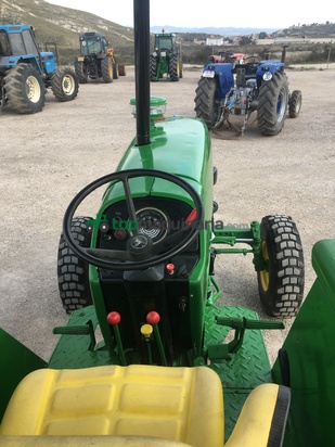 Tractor agrícola - John Deere - 3340