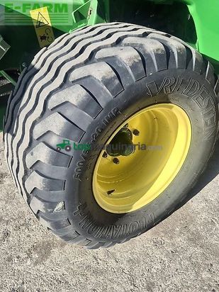 Empacadora gigant - John Deere - v461m - variable kammer