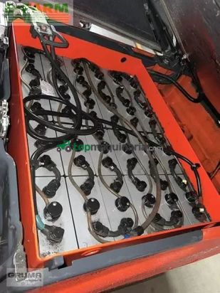 Elevadora - Linde - e 18 ph evo 386-02