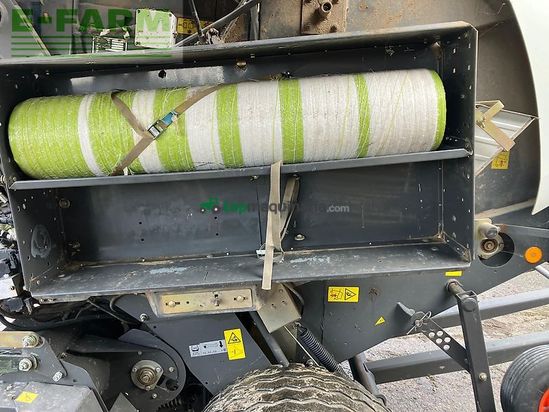 Empacadora gigant - Claas - variant 360 rc