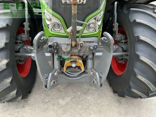 Tractor agrícola - Fendt - 724 profi plus tractor (st23854)