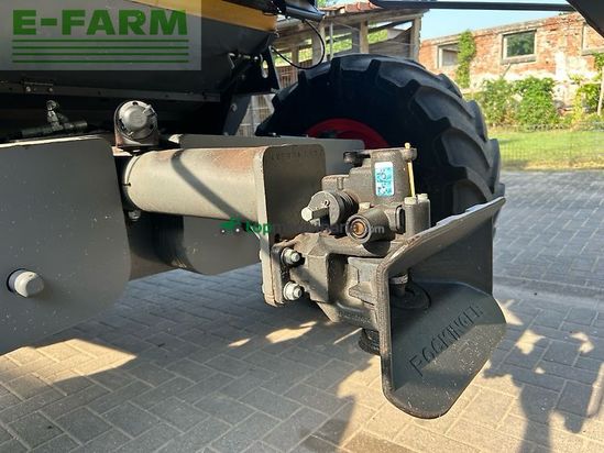Cosechadora de Cereal - Fendt - 5225 e
