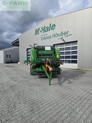 Empacadora gigant - McHale - fusion 3 plus