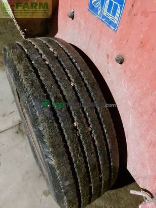 Esparcidor - Kuhn - primor 5060