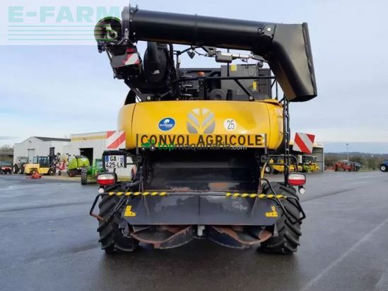 Cosechadora de Cereal - New Holland - cr9-90st