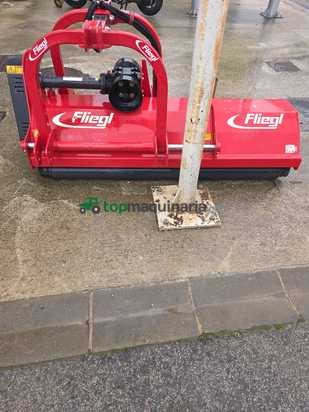 Trituradora forestal y agricola Fliegl