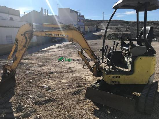 Mini excavadora New Holland