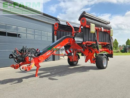 Rastrillo - Kuhn - merge maxx 950 bandenhark