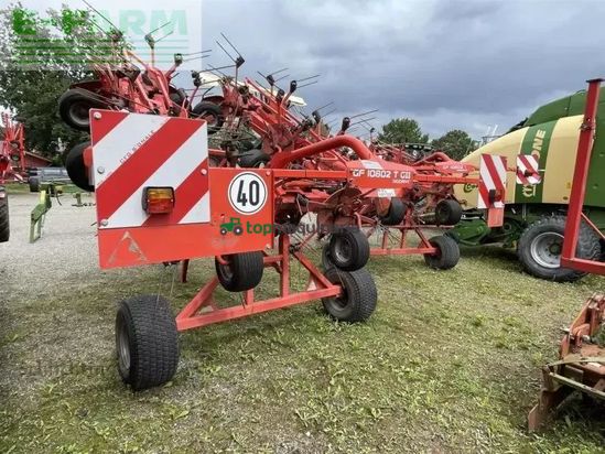 Henificador - Kuhn - gf10802 tgii aufgesattelt