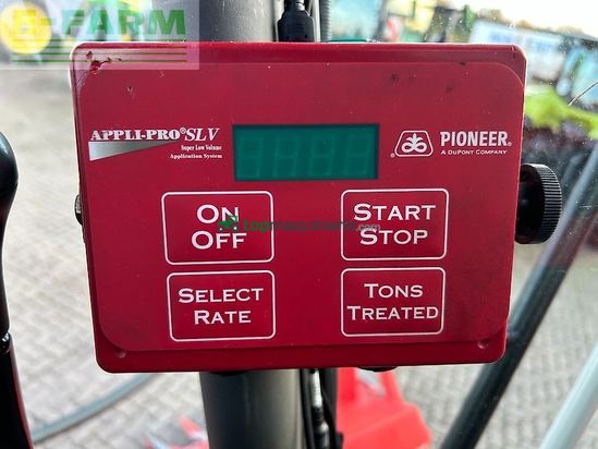 Cosechadora de Cereal - Claas - jaguar 890 mit kemper 360 und pu