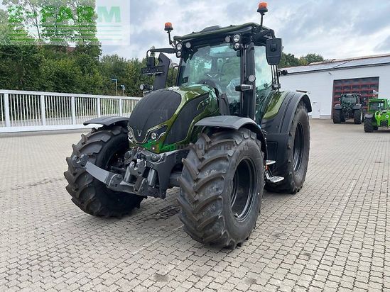 Tractor agrícola - Valtra - n155 d mit rüfa u. fk