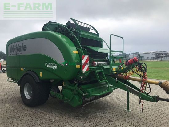 Empacadora gigant - McHale - fusion vario