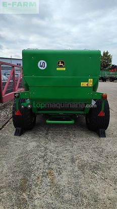 Empacadora gigant - John Deere - f441r