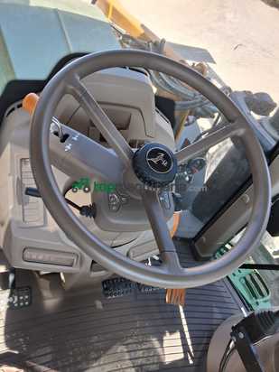 Tractor agrícola - John Deere - 6130M con pala Tenias T40