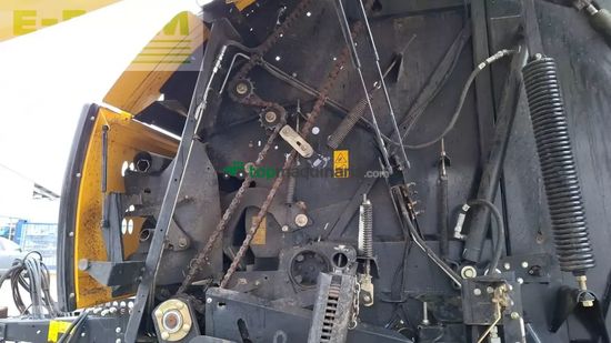 Empacadora gigant - New Holland - rb 180