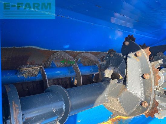 Esparcidor - Robert - bv verteilschaufel neuwertig auch für rüben