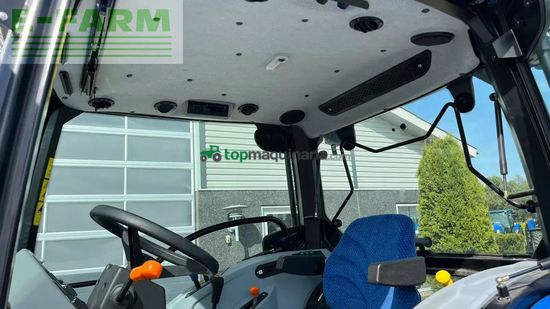 Tractor agrícola - New Holland - 70-66 s fiat model