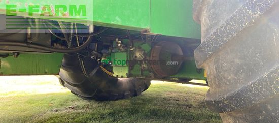 Cosechadora de Cereal - John Deere - 7700