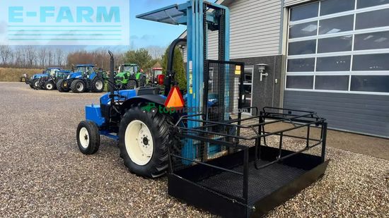 Tractor agrícola - New Holland - tn55d med byggelift