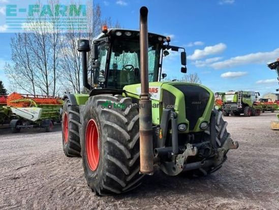 Tractor agrícola - Claas - xerion 3800 trac vc