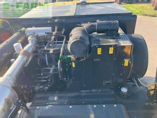 Cosechadora de Cereal - New Holland - ch 7.70